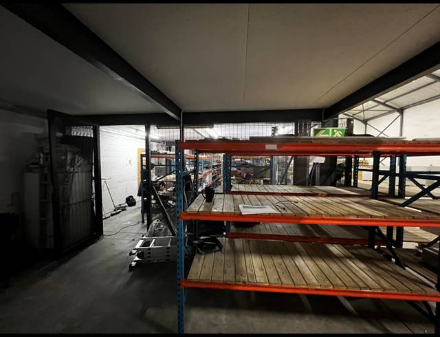 900M² WAREHOUSE TO LET IN AIRPORT INDUSTRIA